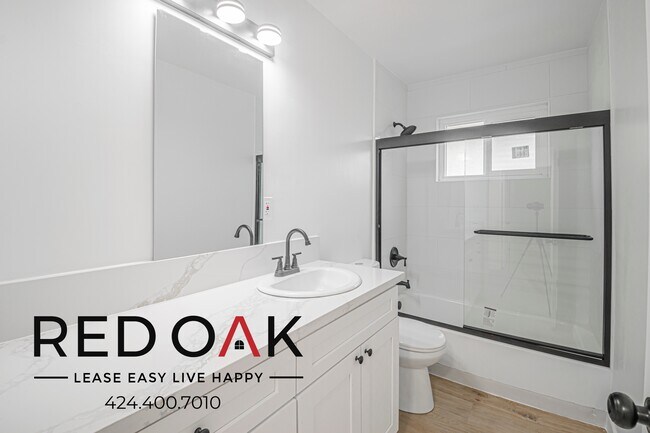 Building Photo - 812 Westbourne Dr