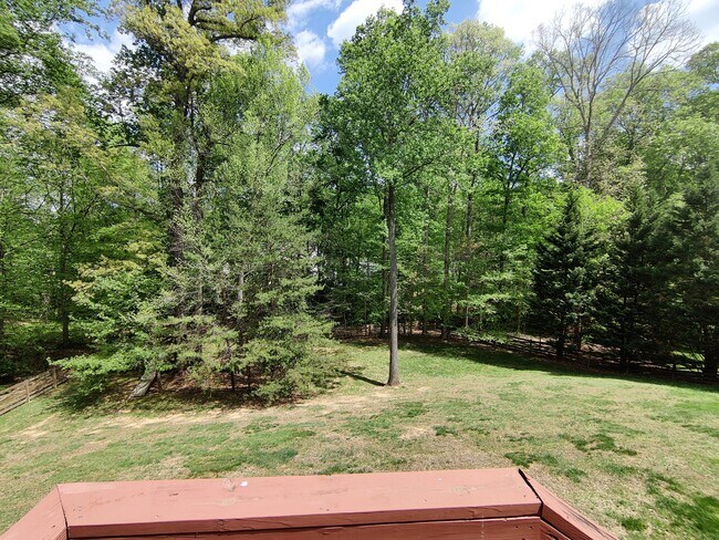 Building Photo - 7500 Tahoe Ct