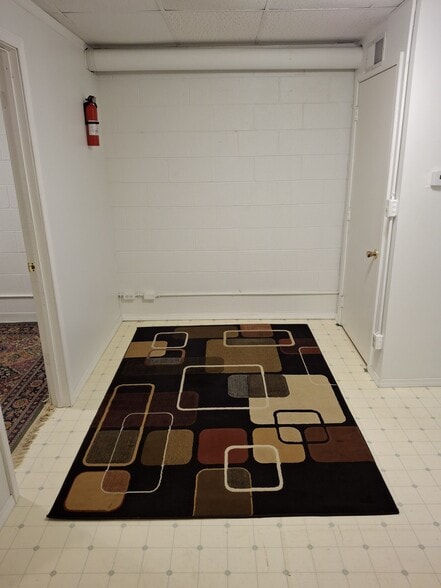 Building Photo - 1202 1st Ave