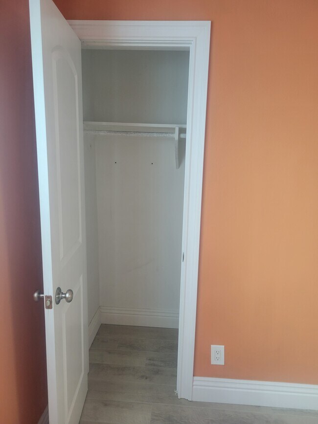 Building Photo - 5235 Corteen Pl