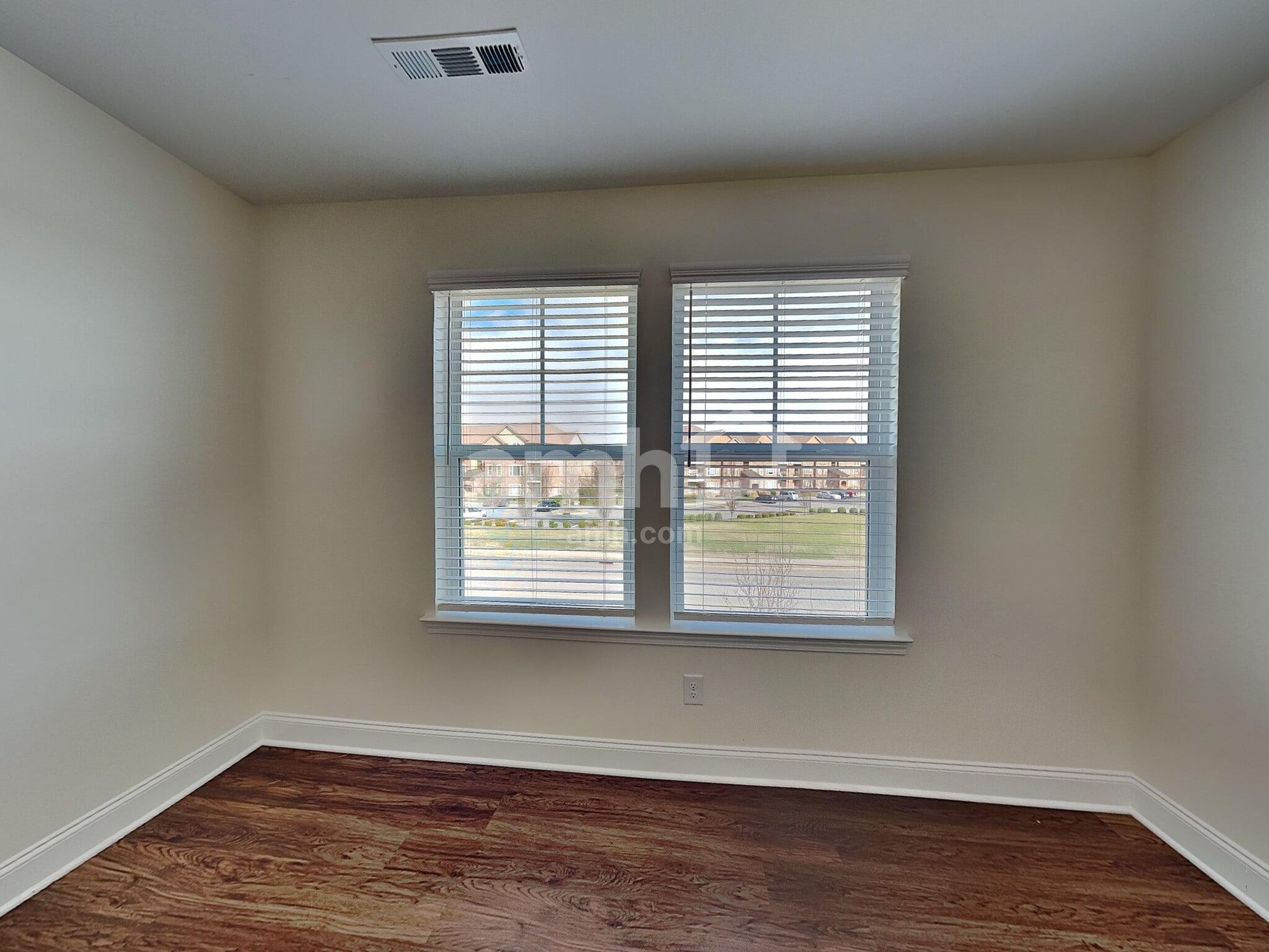 Building Photo - 5125 Jack Byrnes Dr