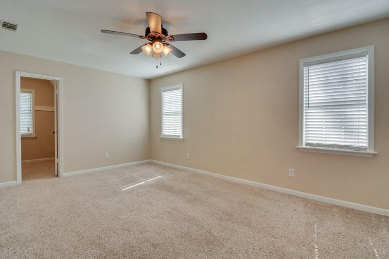 Building Photo - 3730 Cactus Trail