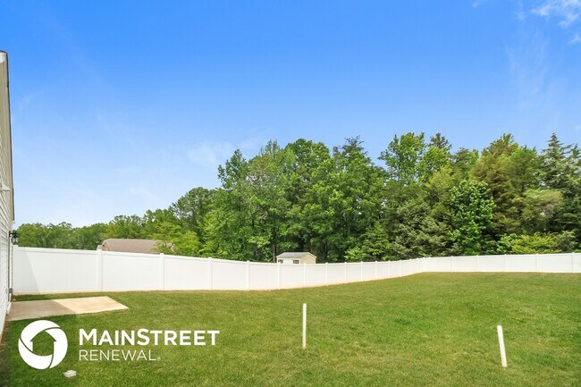 Building Photo - 270 Sawyer Ln