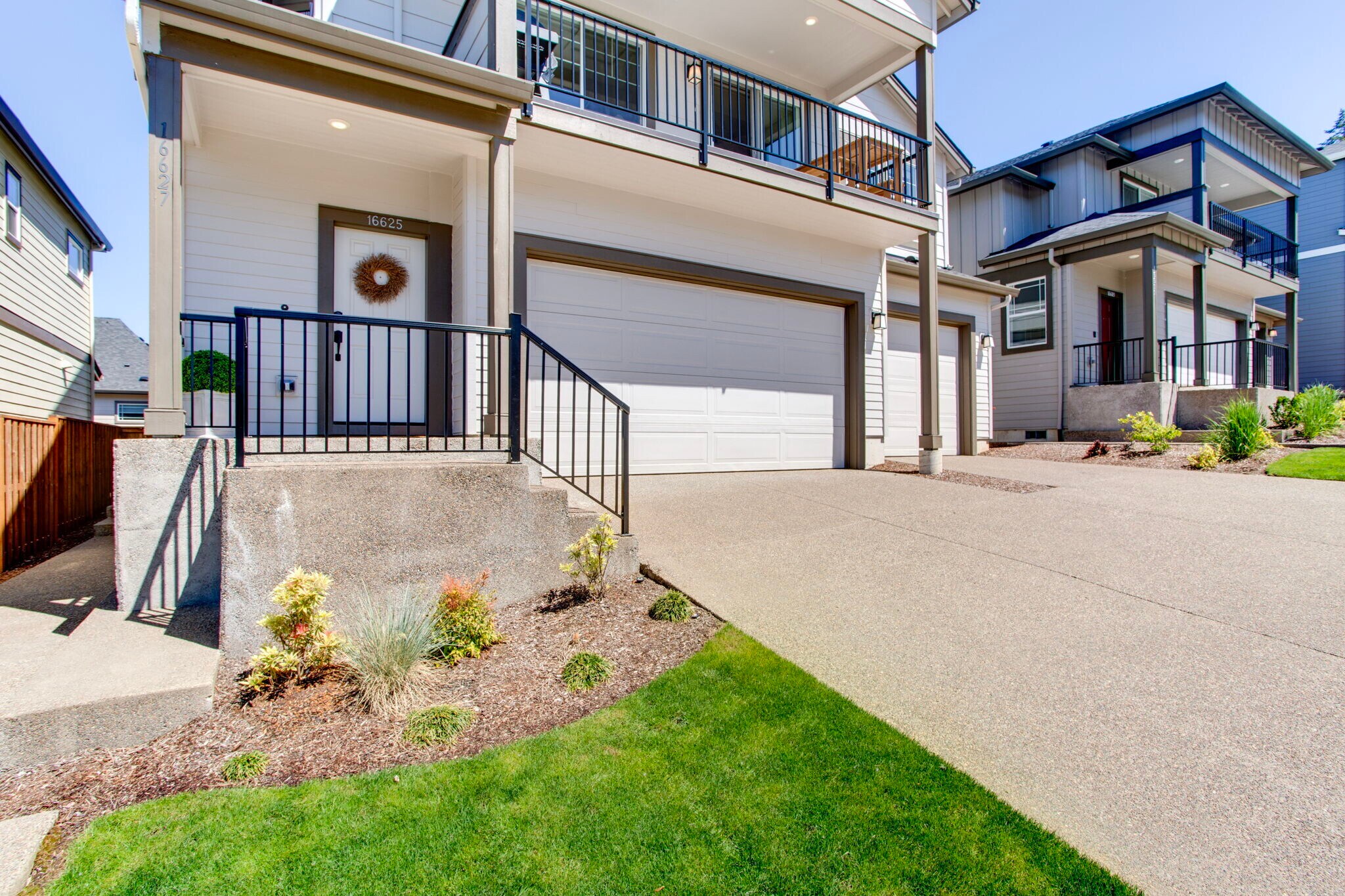 Building Photo - 16625 SW Botany Bay Ln