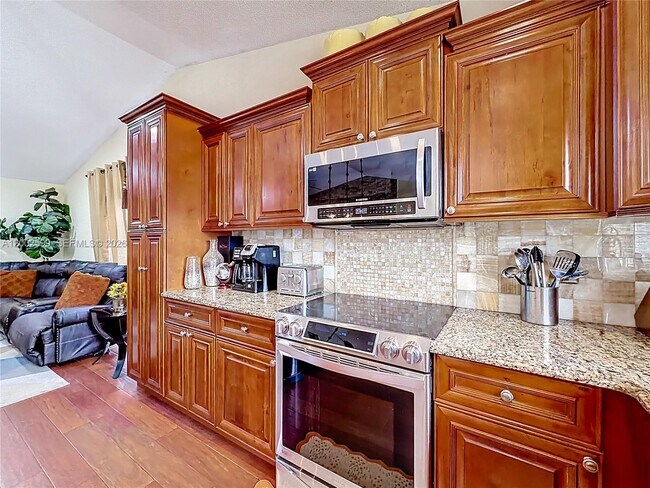 Building Photo - 8060 NW 51st Ct