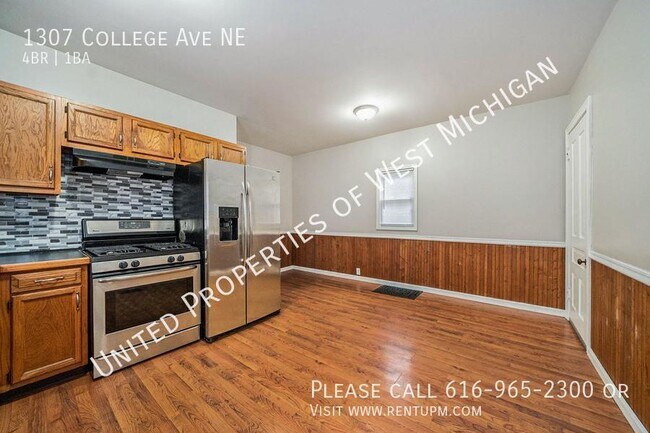 Building Photo - 1307 College Ave NE