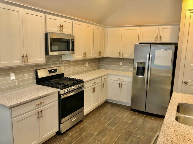 Building Photo - 824 Abita Chase
