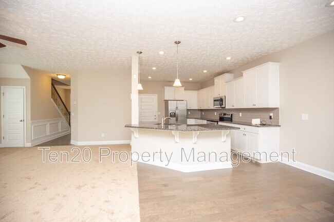 Building Photo - 6061 Townes Way