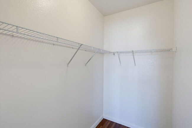 Building Photo - 6955 N Durango Dr