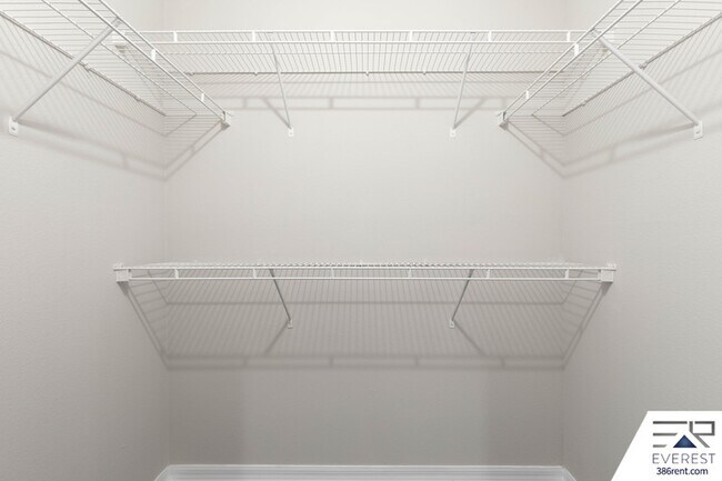 Building Photo - 13 Ryberry Dr