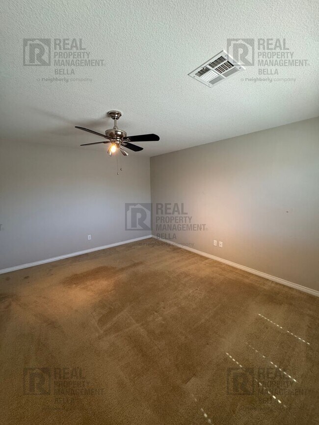 Building Photo - Spacious 4-Bedroom Menifee Home with Downs...