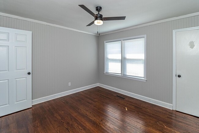 Building Photo - 3 BR | 1 BA Brick Home in Goldsboro - just...