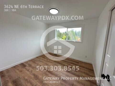 Building Photo - 3624 NE 6th Terrace