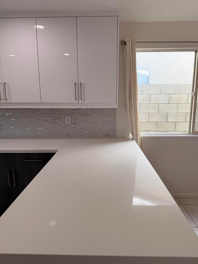 Building Photo - 51905 Avenida Velasco