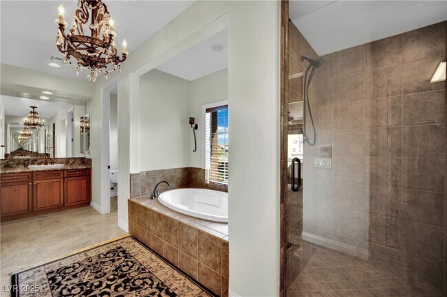 Building Photo - 2805 Molinard Ct