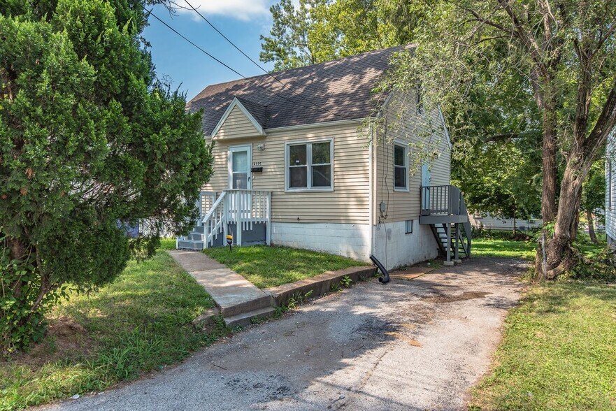 Building Photo - 6325 Jefferson Ave