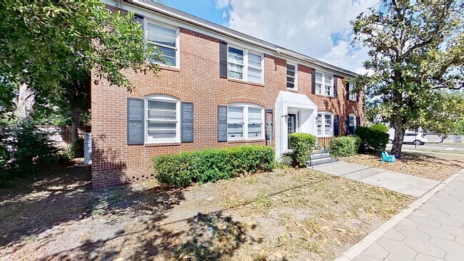 Building Photo - 1529 McDuff Ave S