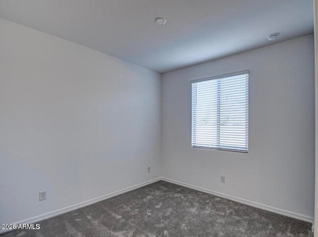 Building Photo - 1266 E Kingman St