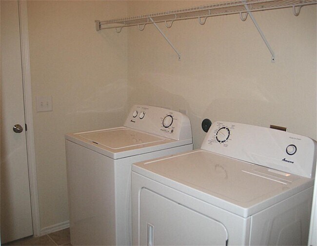 Building Photo - 21303 Beacon Springs Lane