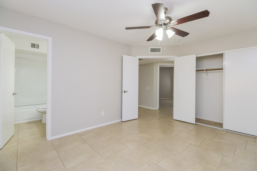 Building Photo - 5066 W Mercury Way