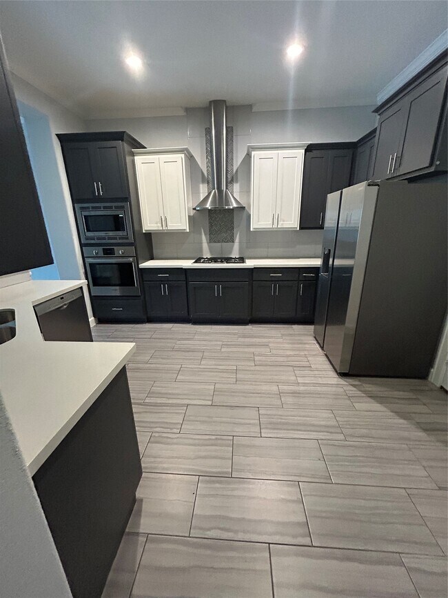 Building Photo - 1211 Marconi St