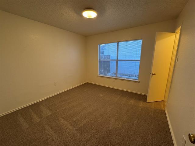 Building Photo - 10137 Chapel Glen Ter