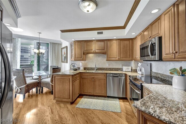 Building Photo - 4551 Gulf Shore Blvd N