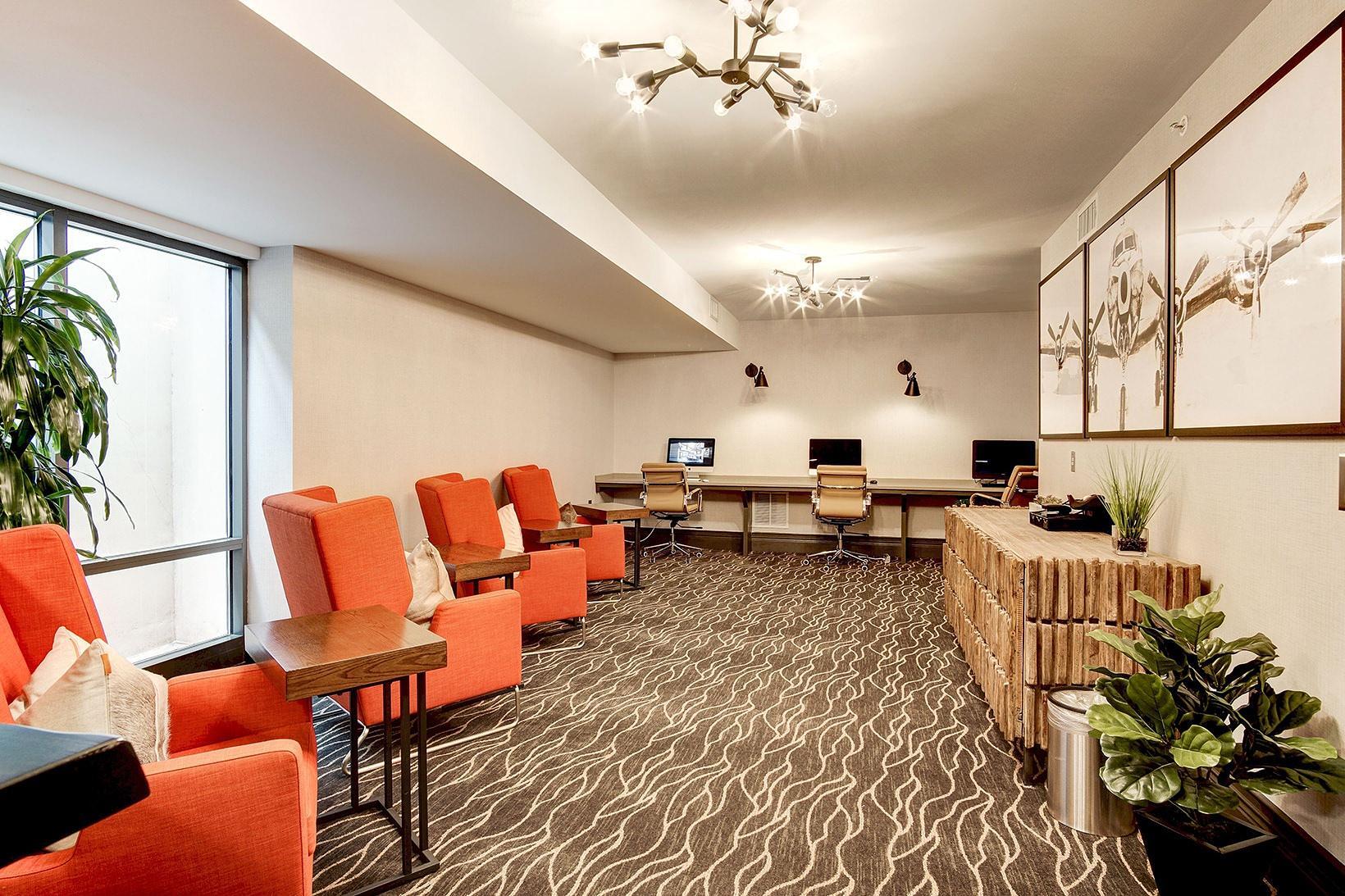 Building Photo - 70 I St SE