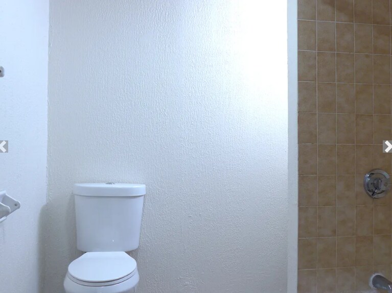 Building Photo - 95 Bragdon St