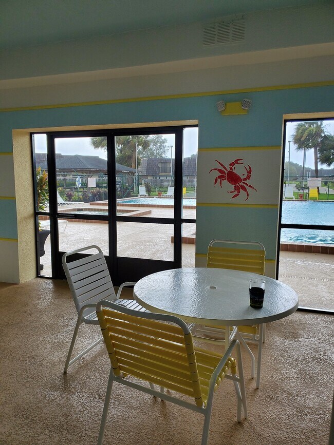 Building Photo - 1118 Apple Terrace