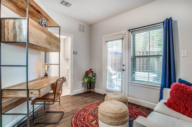 Building Photo - 1976 Kessler Heights Ln