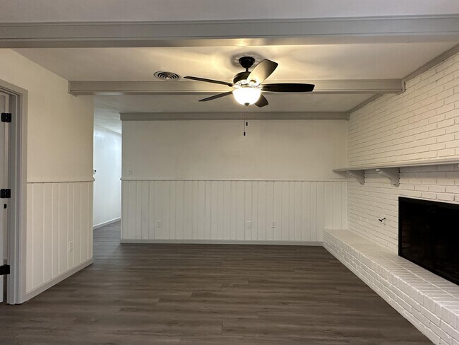 Building Photo - 3607 56th St