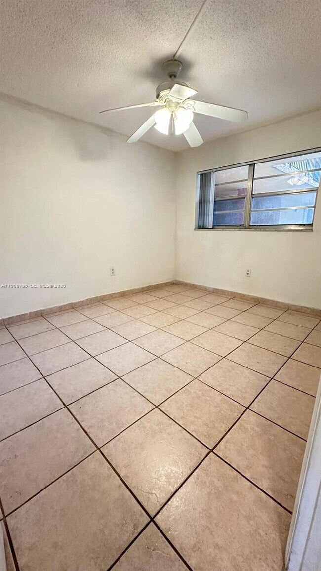 Building Photo - 6780 W 2nd Ct