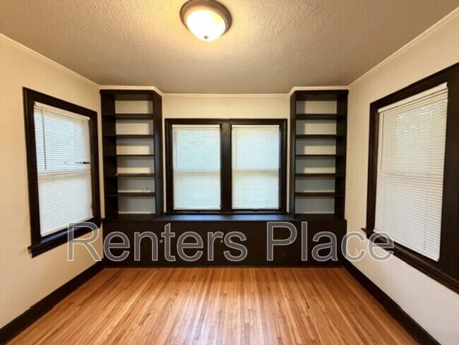 Building Photo - 5524 S Owasso Ave