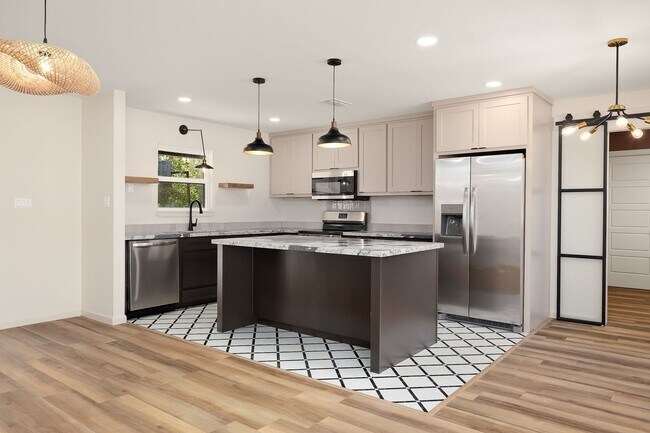 Building Photo - A Fresh Start on Orchid Ave!