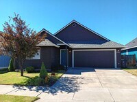 Building Photo - 3 Bed | 2 Bath | 1,306 Sq. Ft. | Bend, OR