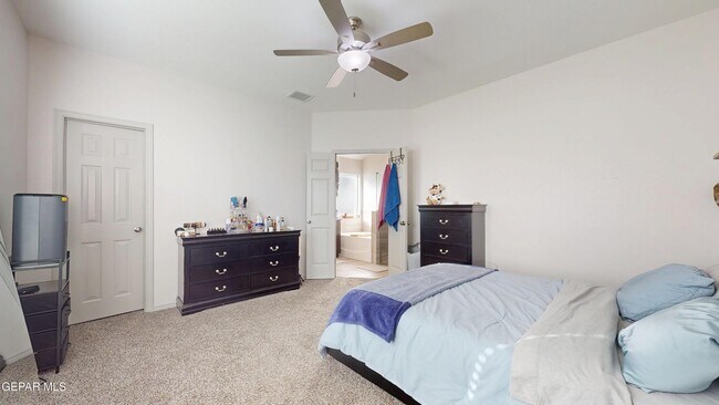 Building Photo - 1172 Indigo Sky St