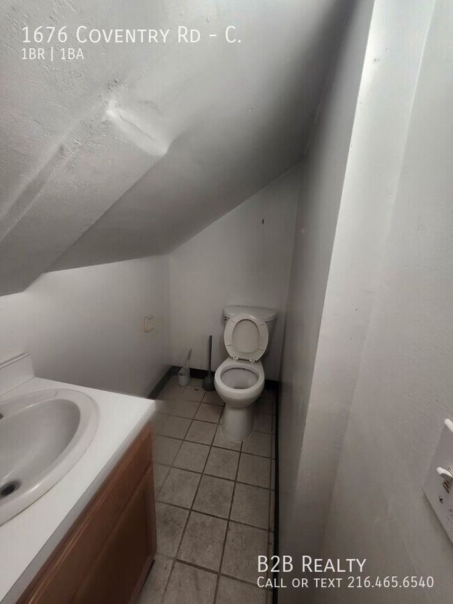 Building Photo - 1676 Coventry Rd