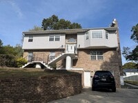 Building Photo - 39 Elder Ave