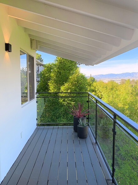 Building Photo - 7353 Pyramid Pl