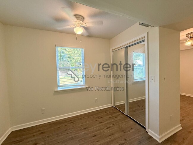 Building Photo - 5515 Misty Valley Dr