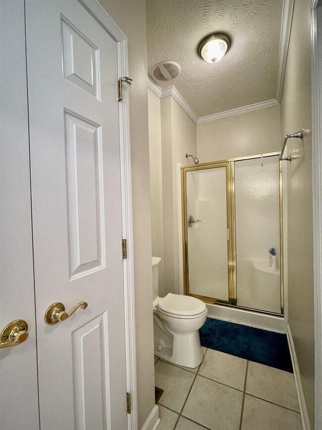 Building Photo - 11 Hialeah Pl