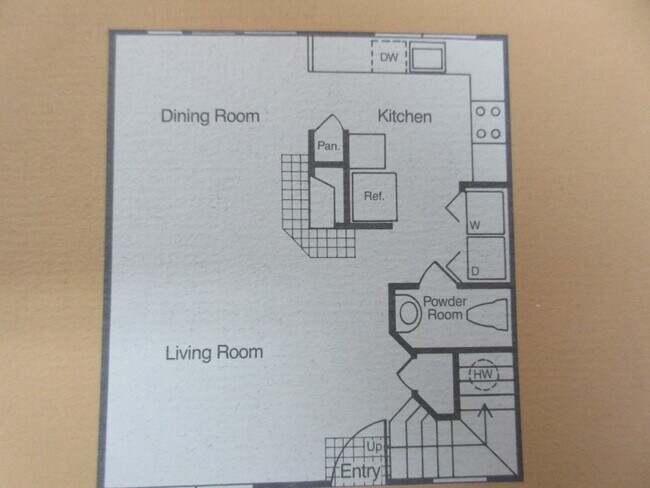 Building Photo - 33 High Pond Ln