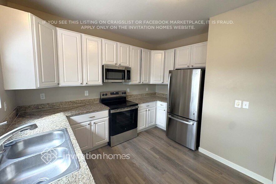 Building Photo - 5364 Goshawk St