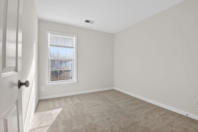 Building Photo - 5023 Village Fountain Pl