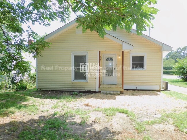 Building Photo - 1407 Gorrell St