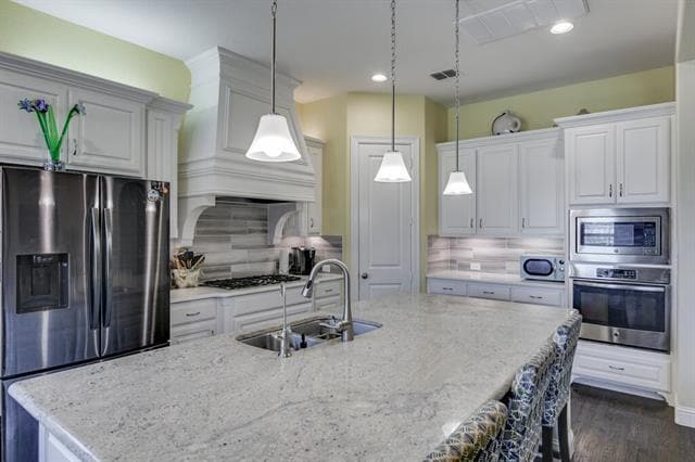 Building Photo - 1121 Lone Ivory Trail