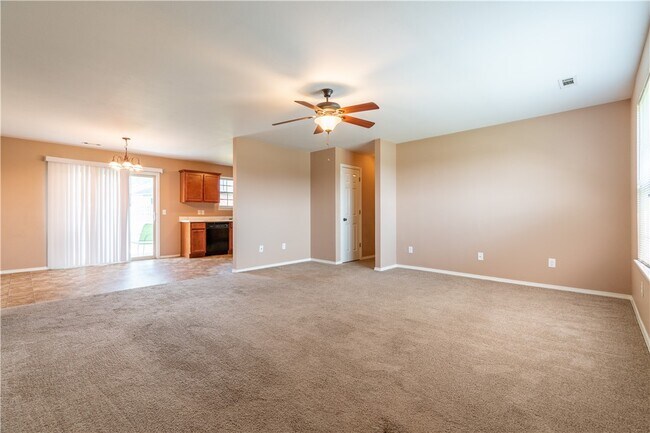 Building Photo - 1230 Bo Ln