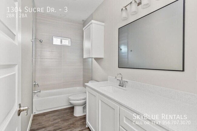 Building Photo - 1304 W Sucre Dr
