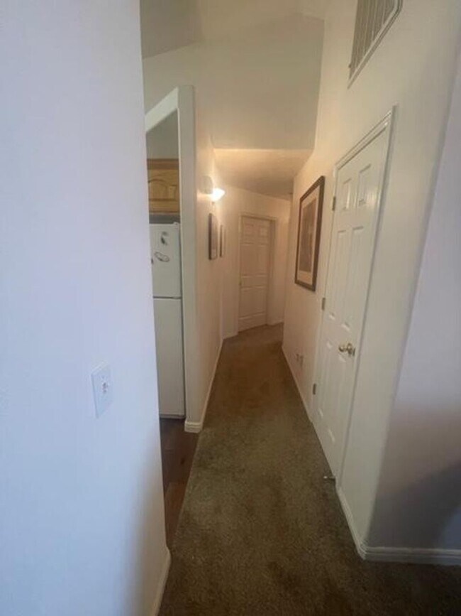 Building Photo - Furnished home available! Landscape maintenance included.